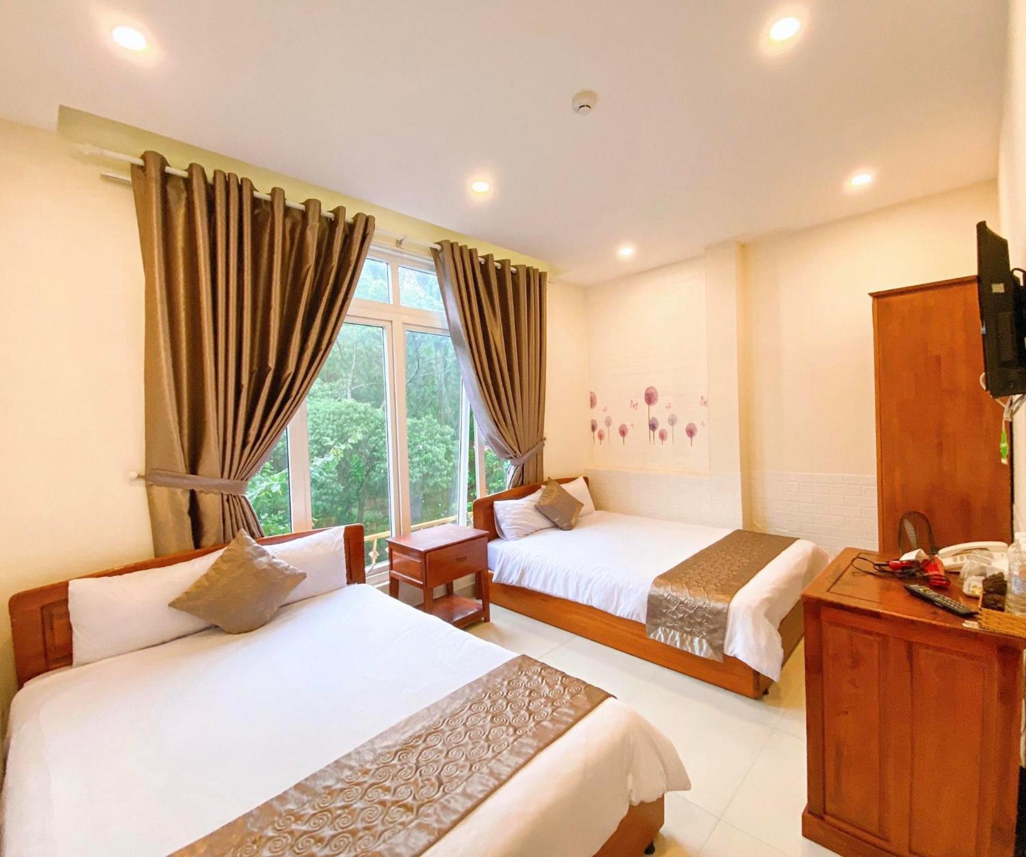 Hotel Pham Duy Da Lat Zewnętrze zdjęcie